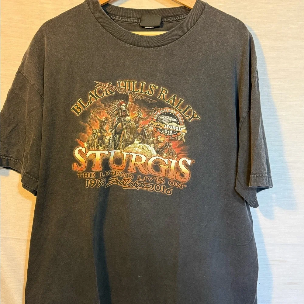 Sturgis Black Hills Rally 2016 Graphic Tee XL - Picture 1 of 4